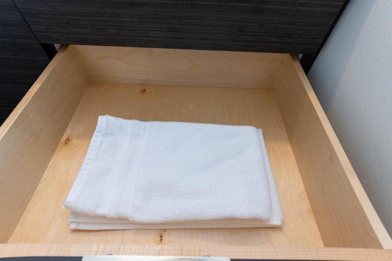 Self Check-In-Washer-Dryer-4Ksmart Tv-King Bed-Gym Tacoma Eksteriør bilde